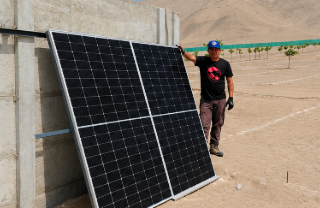 paneles solares zona rural Peru